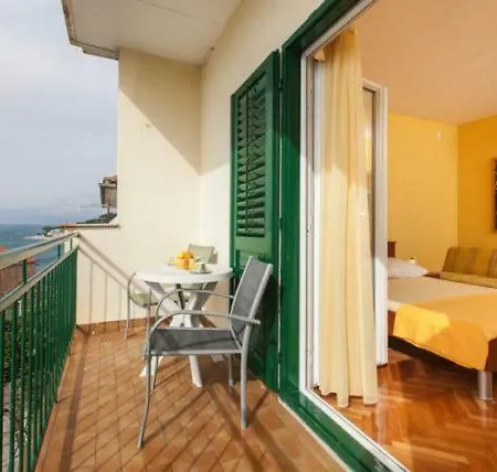 Guest house Niko Podgora