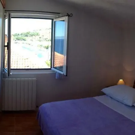 Niko * Podgora