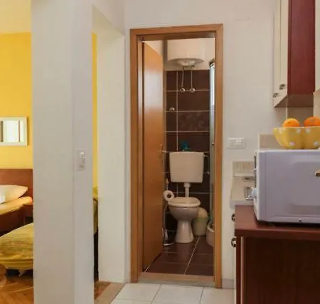 Guest house Niko Podgora