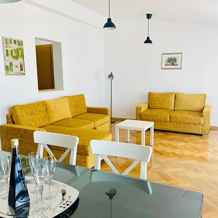 Niko Podgora (Split-Dalmatia)