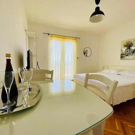 Niko Pensión Podgora (Split-Dalmatia)